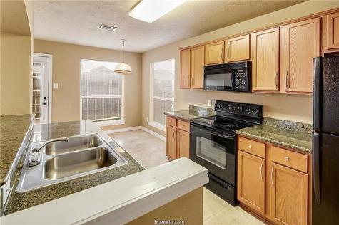 4053 Southern Trace Drive College Station TX 77845