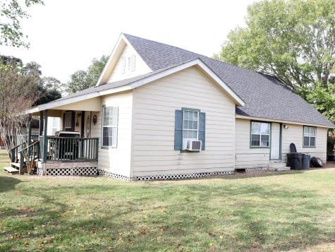 10844 Highway 159 E Bellville TX 77418