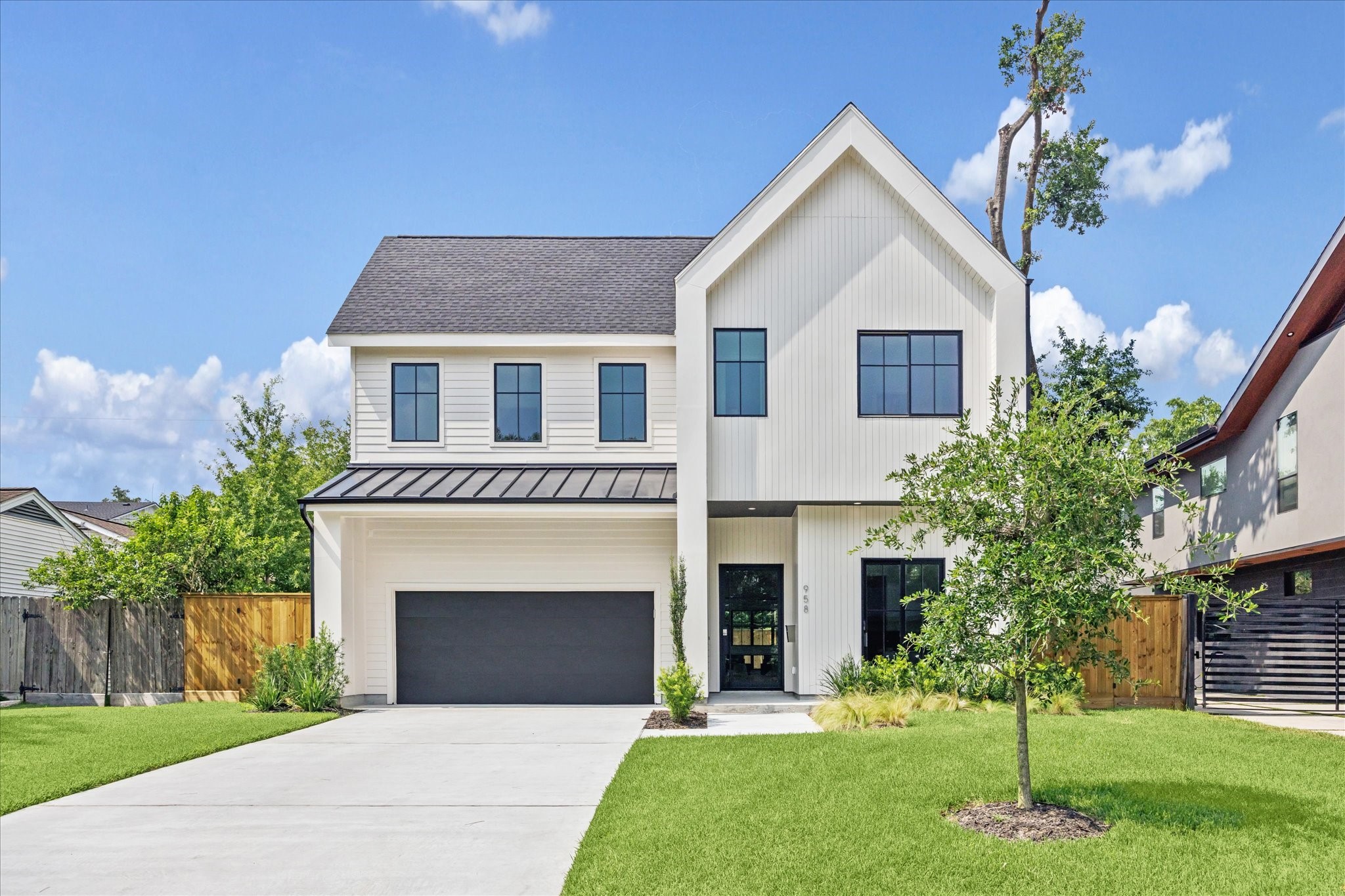 958 W 42nd Street Houston TX 77018