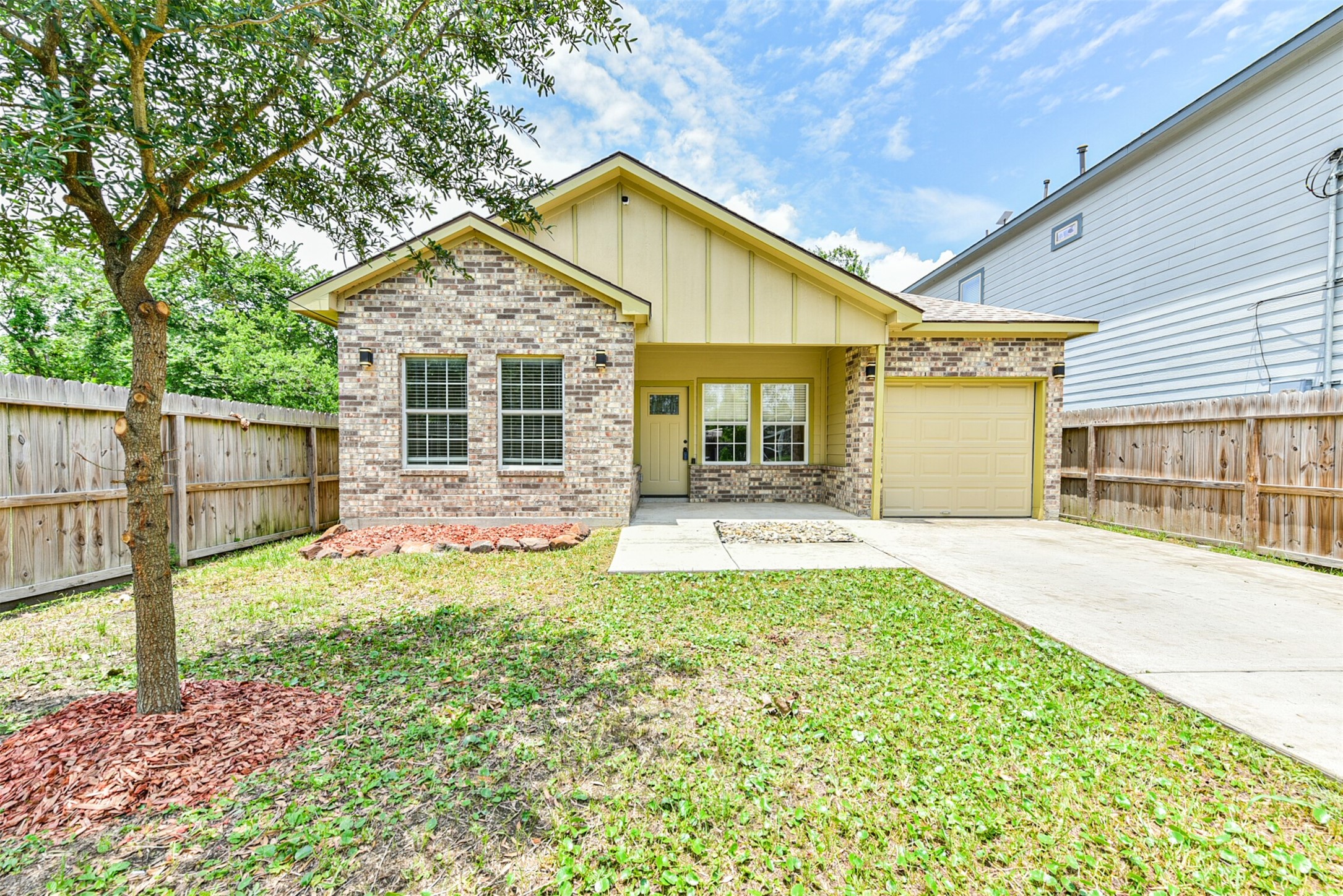 8111 Chateau Street Houston TX 77028