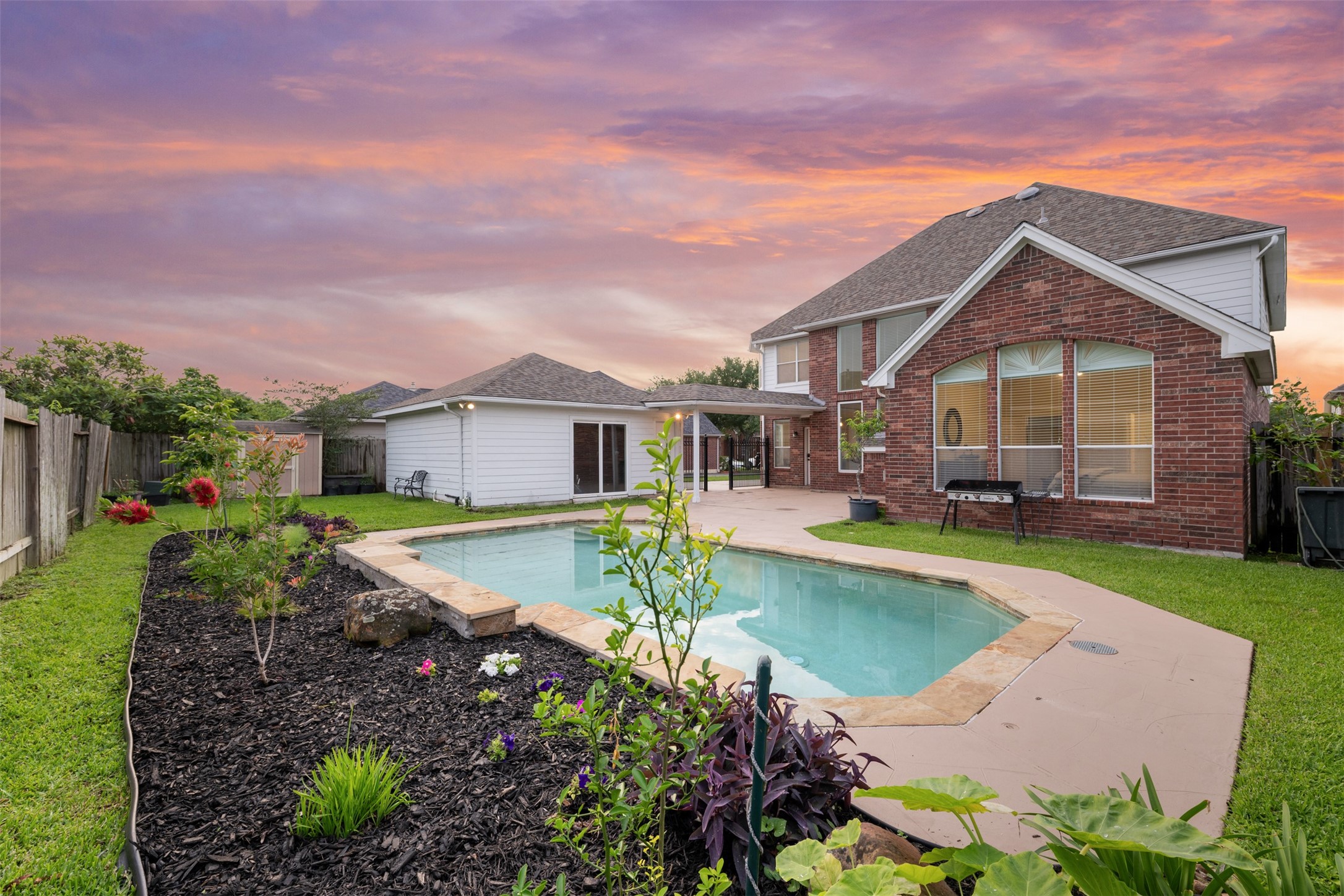 9408 Sunperch Court Pearland TX 77584