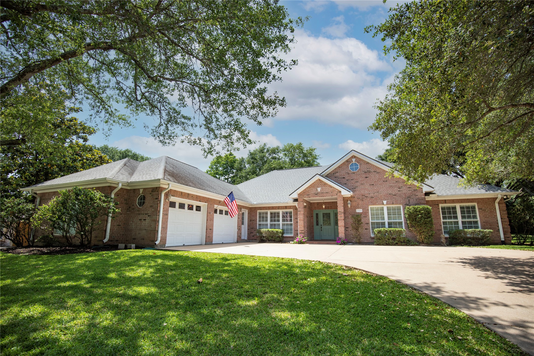 200 Duerr Drive Bellville TX 77418