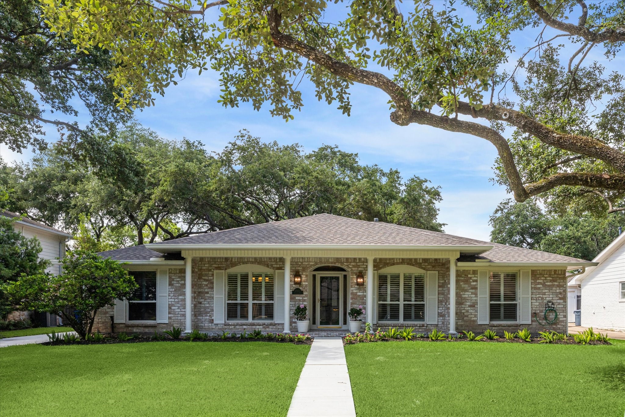 10930 Burgoyne Road Houston TX 77042