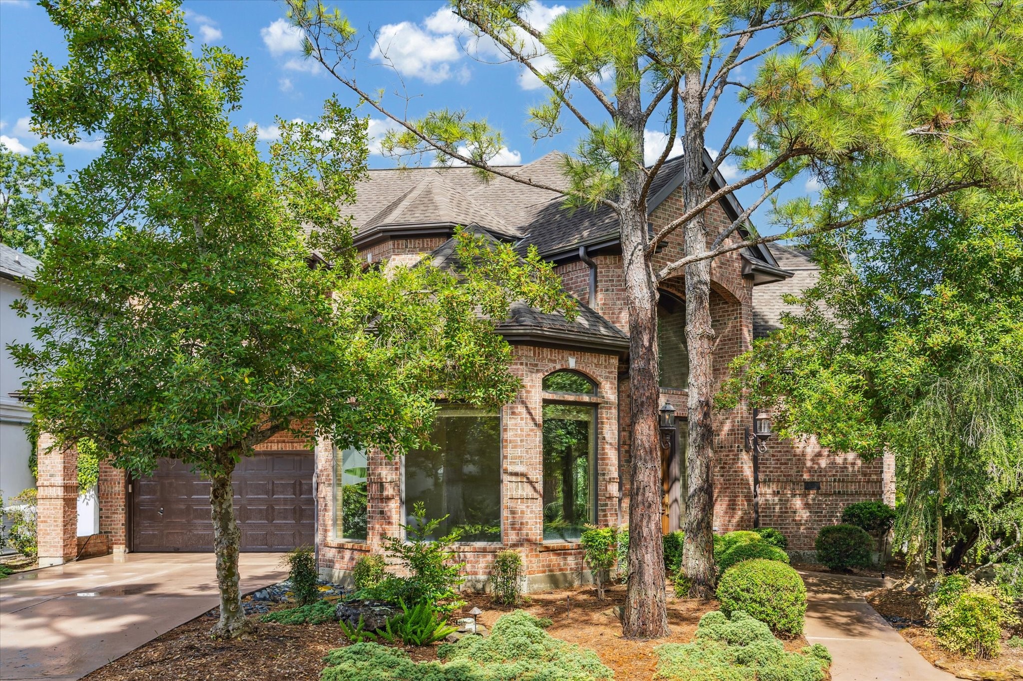 6230 Woods Bridge Way Houston TX 77007