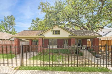 526 Highland Street Houston TX 77009