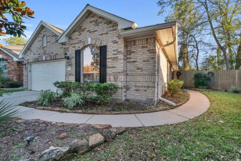 7 Dardenelle Court Conroe TX 77384