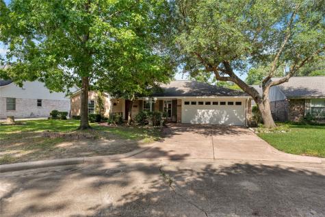 4415 Fallbrook Drive Houston TX 77018