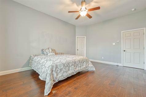 3810 Inverness Way Montgomery TX 77356
