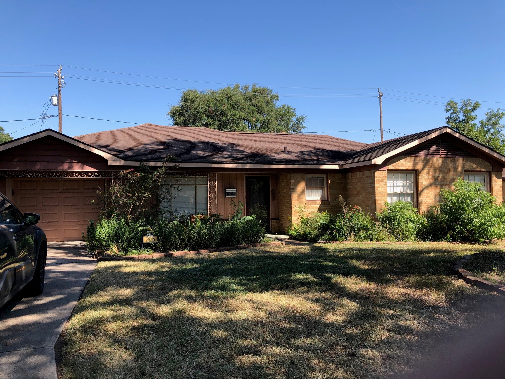 305 Fairbanks Street Houston TX 77009