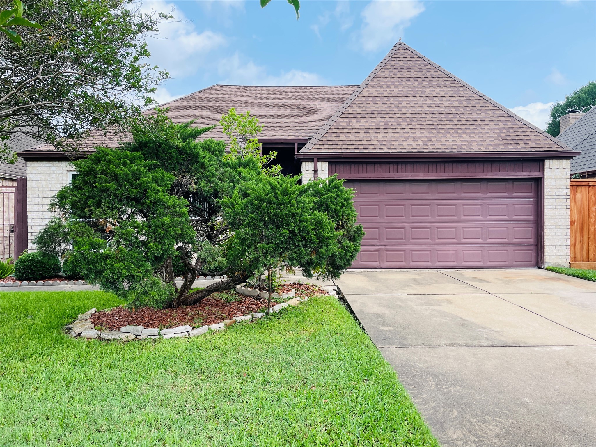 11738 Brook Meadows Lane Meadows Place TX 77477