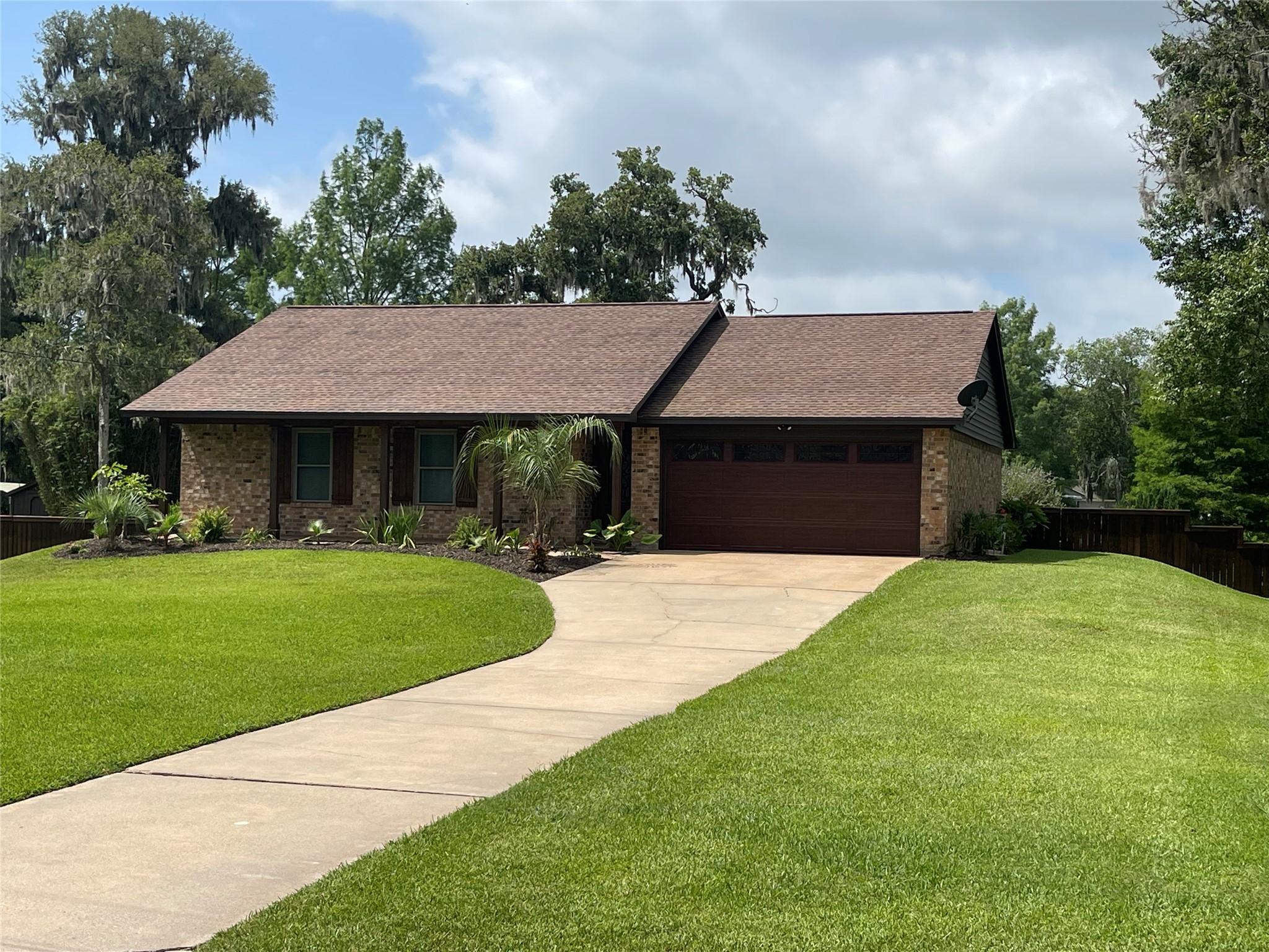278 Fawn Trail Lake Jackson TX 77566