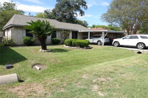 8731 Rockcliff Drive Houston TX 77037