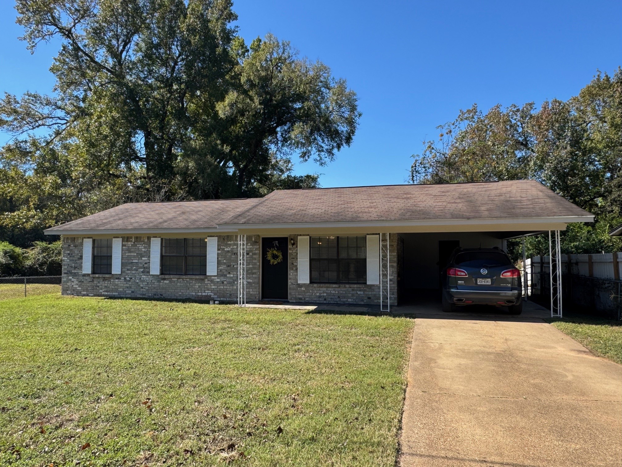 207 Valley Lane Crockett TX 75835