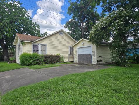 1609 Cavalcade Street Houston TX 77009