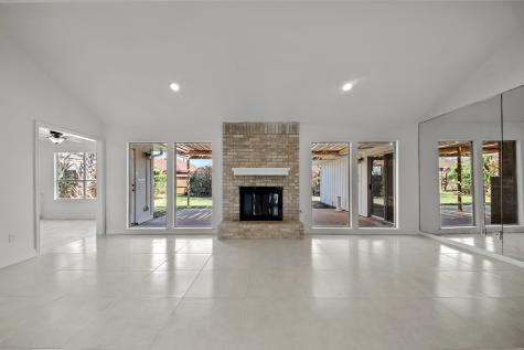 10707 Kitty Brook Drive Houston TX 77071