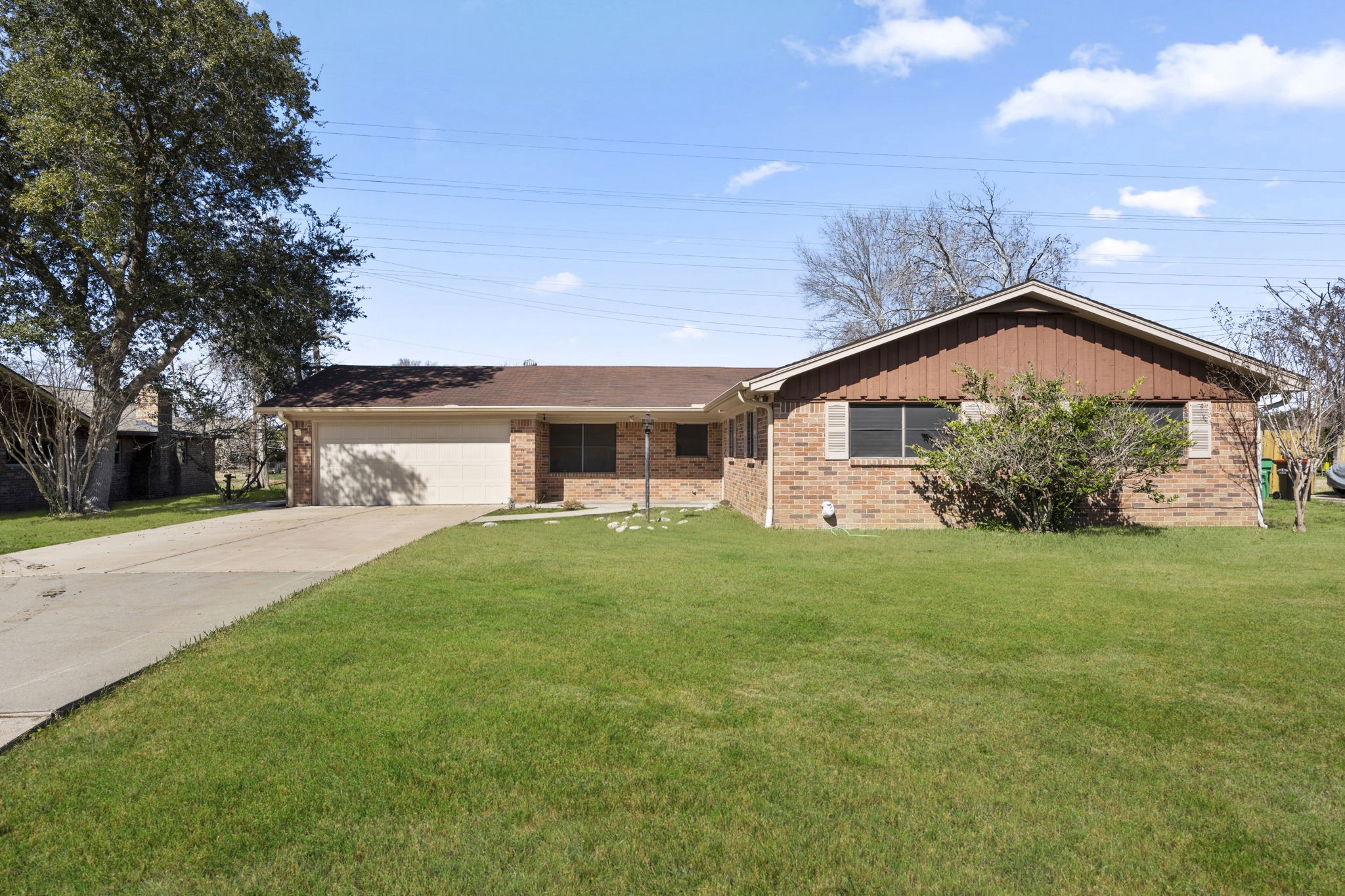604 Scenic Drive Baytown TX 77521