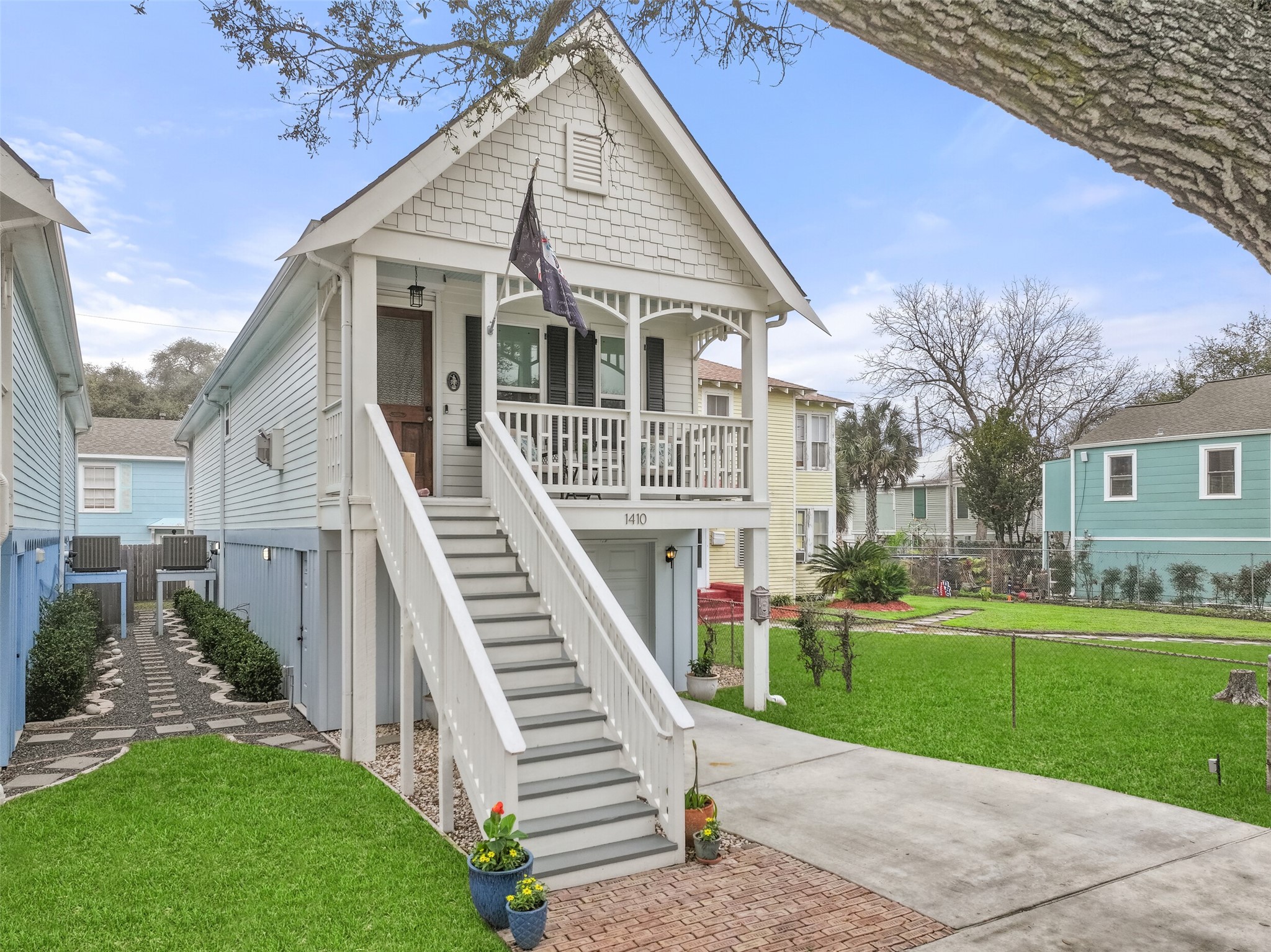 1410 26th Street Galveston TX 77550