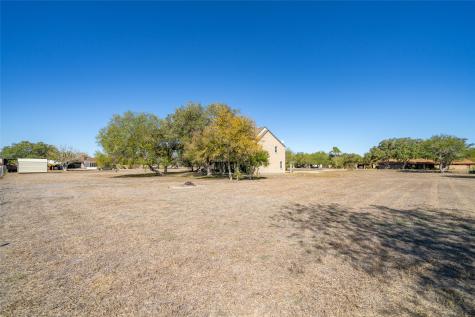 3649 County Road 52b Robstown TX 78380
