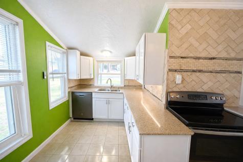 204 Lakeview Drive Onalaska TX 77360