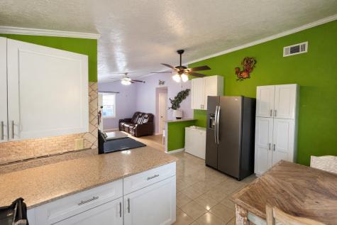 204 Lakeview Drive Onalaska TX 77360
