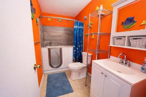 204 Lakeview Drive Onalaska TX 77360