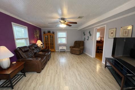 204 Lakeview Drive Onalaska TX 77360