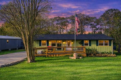204 Lakeview Drive Onalaska TX 77360