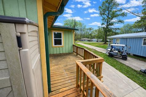 204 Lakeview Drive Onalaska TX 77360