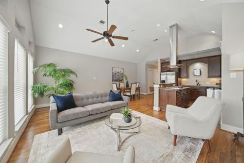 1028 Dunbar Street Houston TX 77009
