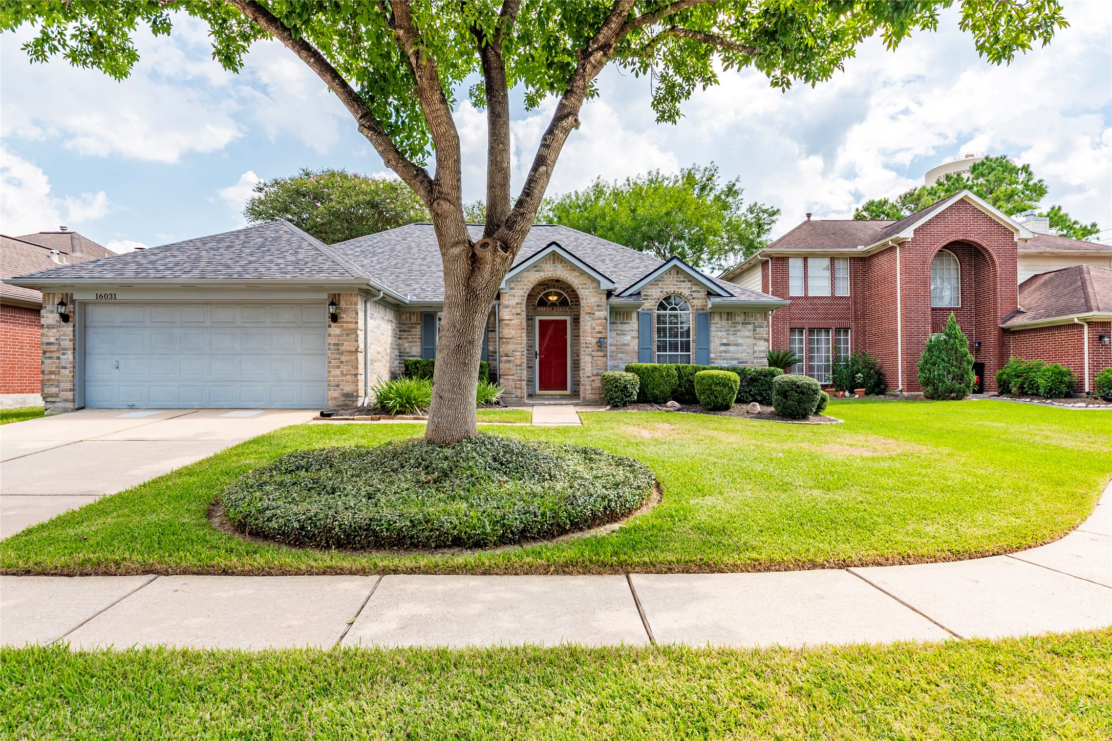 16031 Capistrano Falls Drive Friendswood TX 77546
