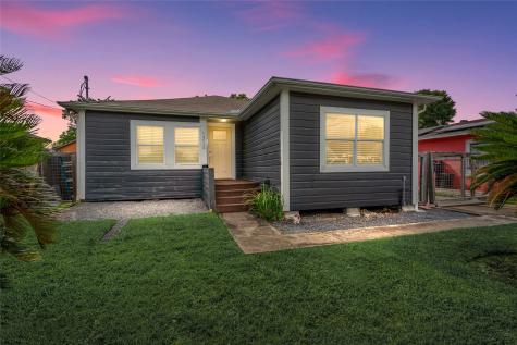 1312 Des Jardines Street Houston TX 77023