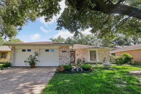 16715 Barcelona Drive Friendswood TX 77546