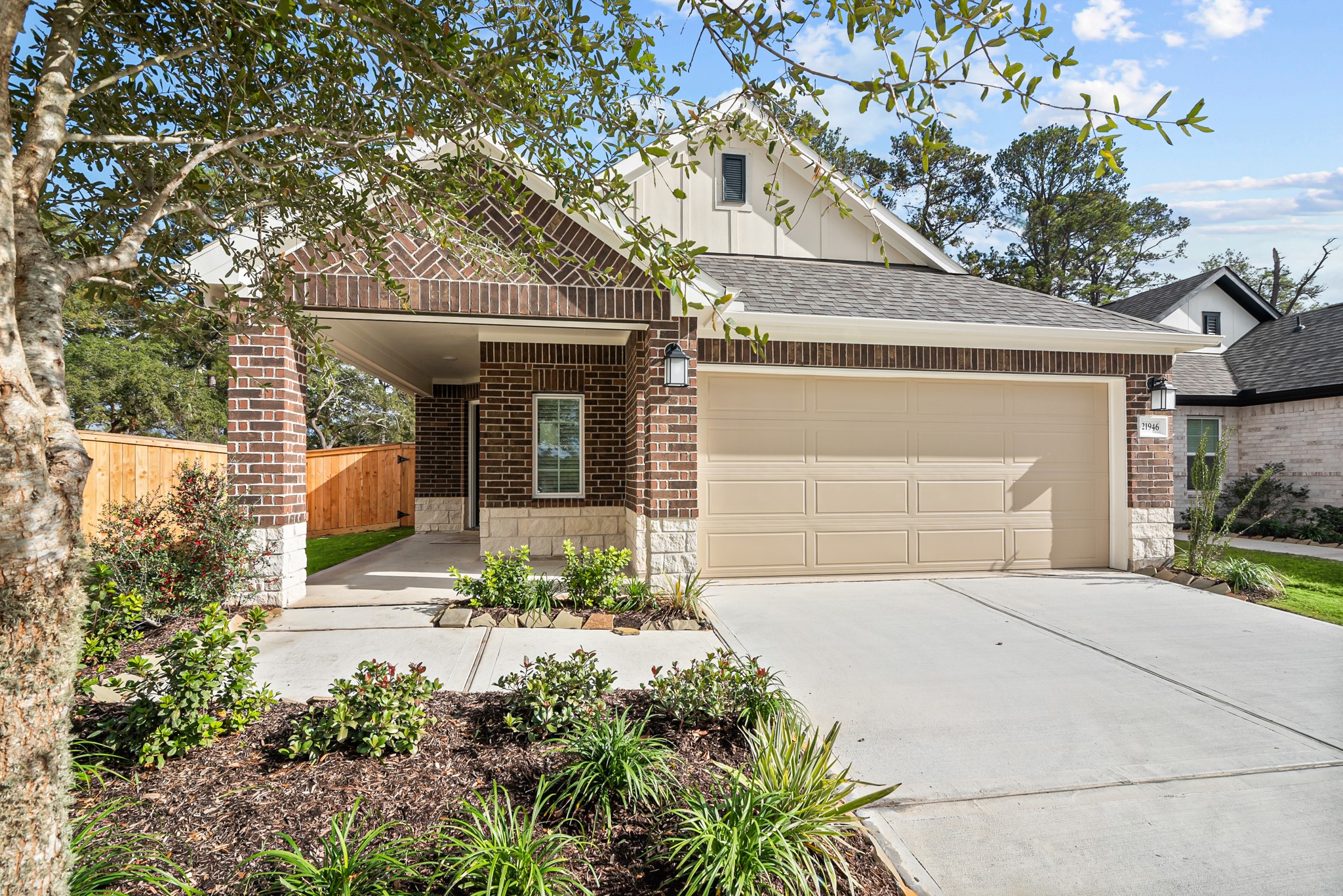 21946 Burgos Plaza Drive Tomball TX 77377