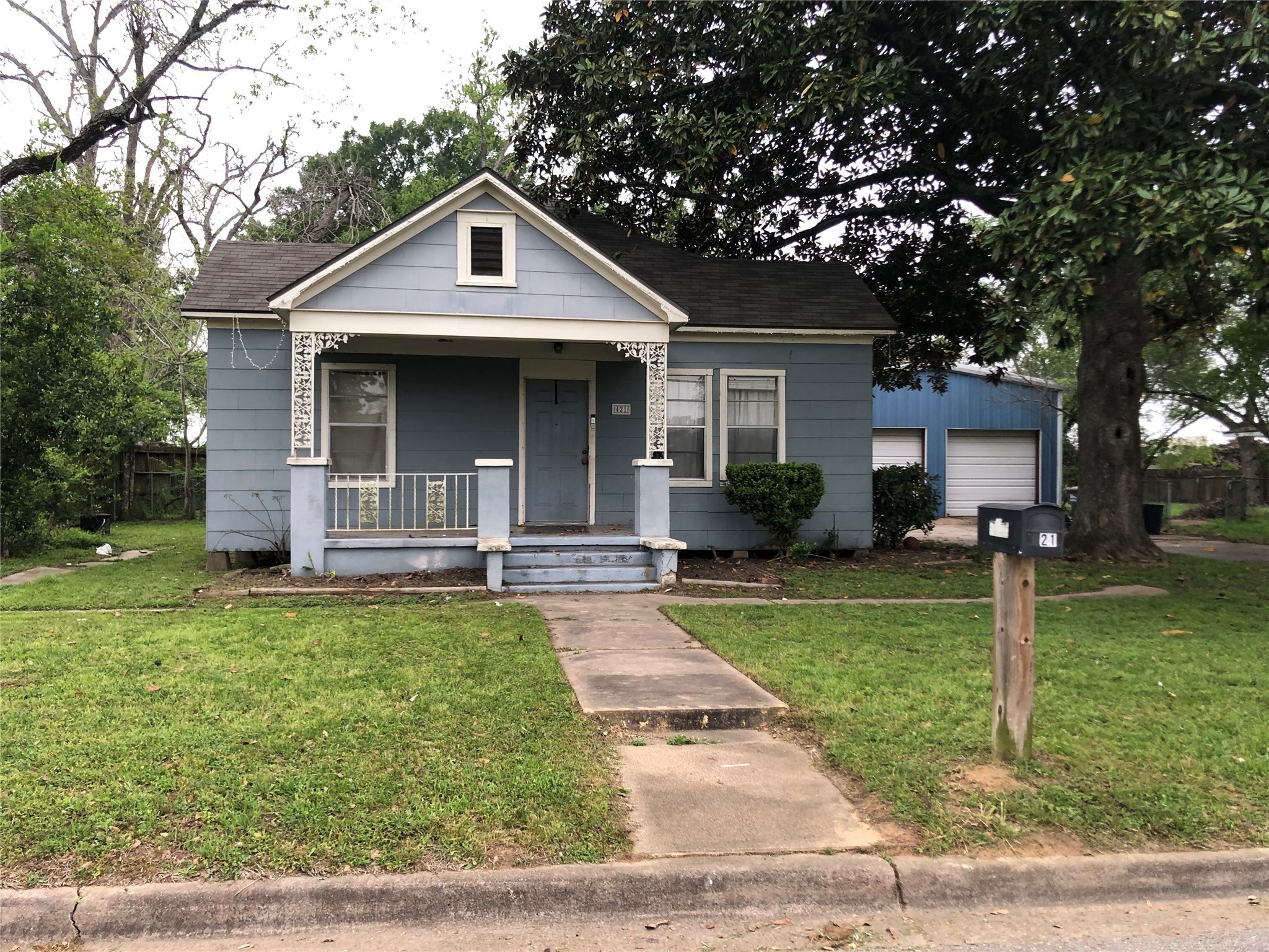 421 Silliman Street Sealy TX 77474