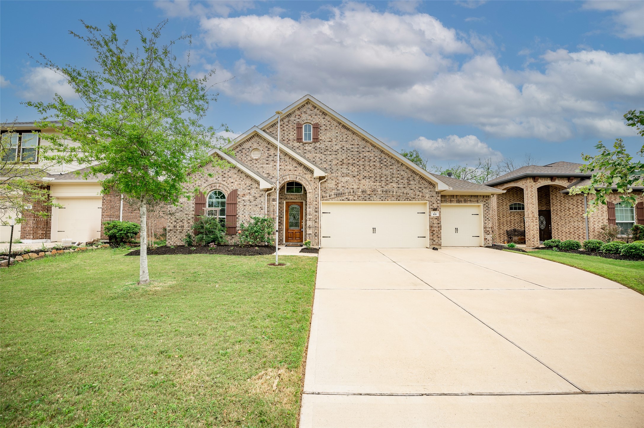 108 Woodridge Crossing Clute TX 77531