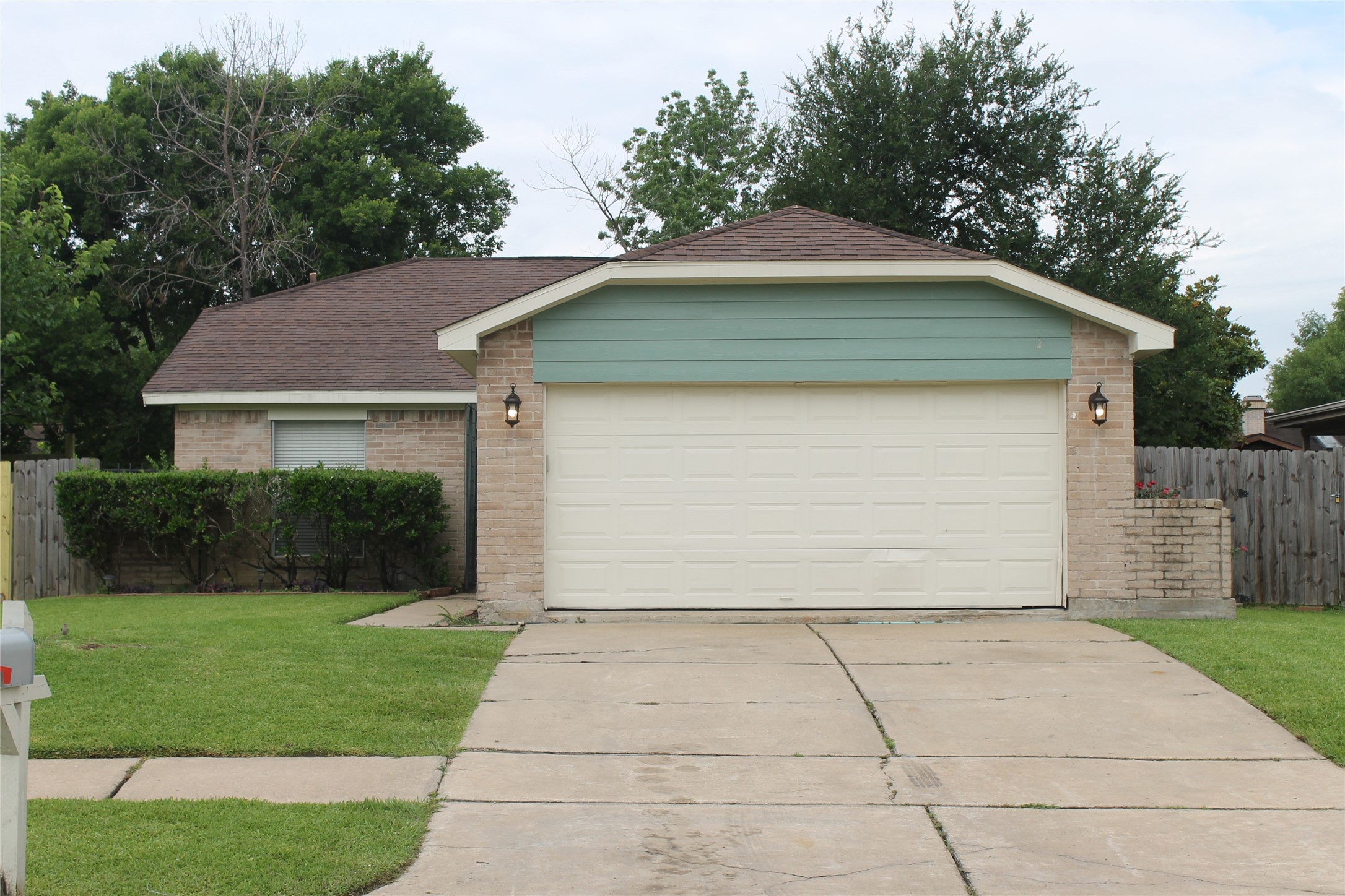 10322 Westedge Drive Sugar Land TX 77498