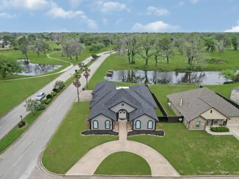 2299 Riverside Drive West Columbia TX 77486