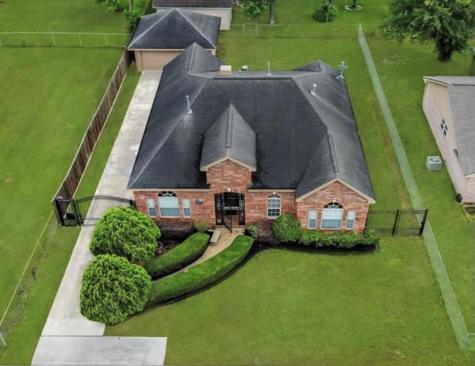2710 Woodgate Street Houston TX 77039