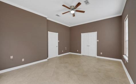 2710 Woodgate Street Houston TX 77039