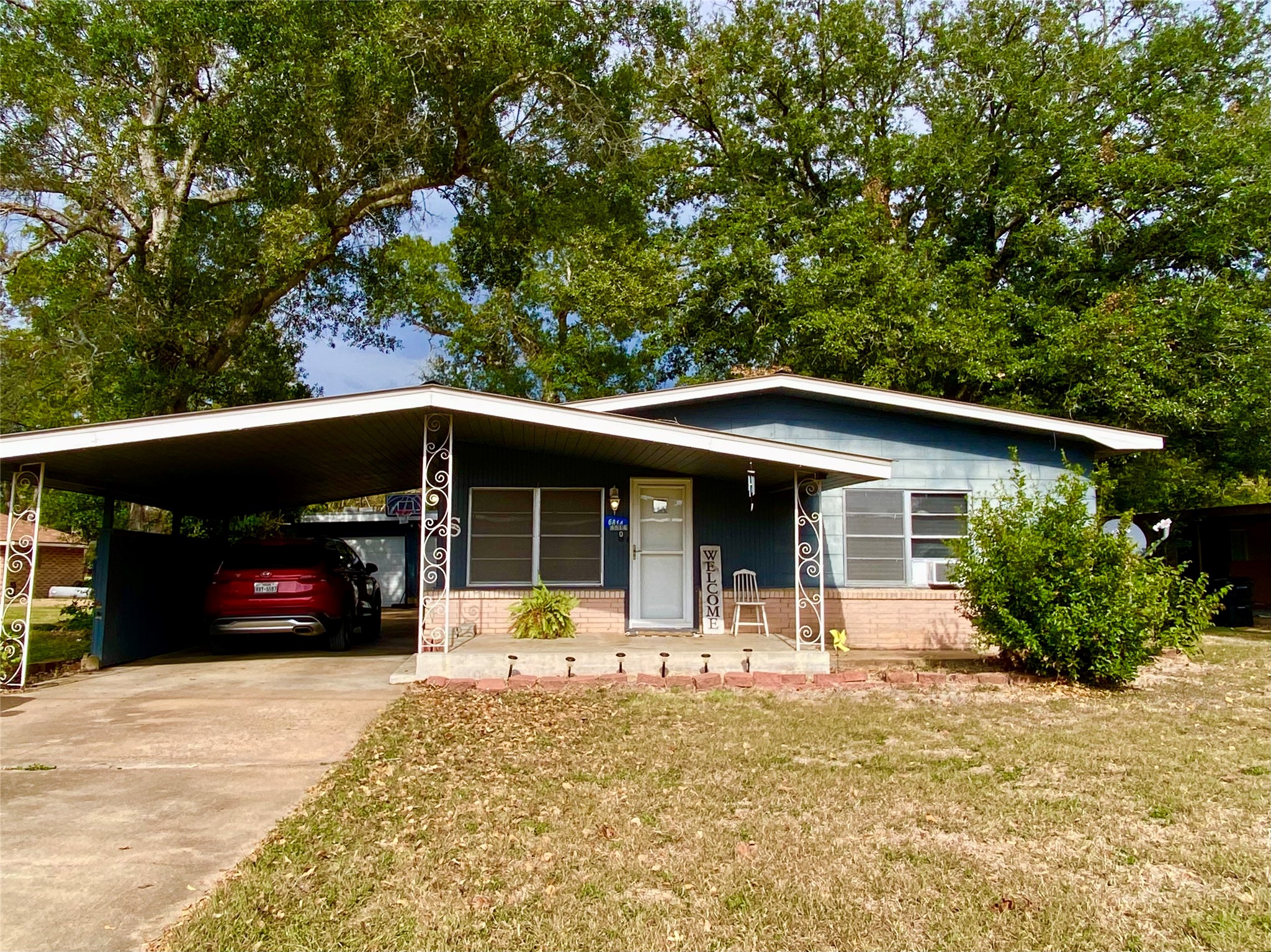 6814 Church Street Wallis TX 77485