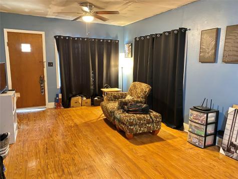 6814 Church Street Wallis TX 77485