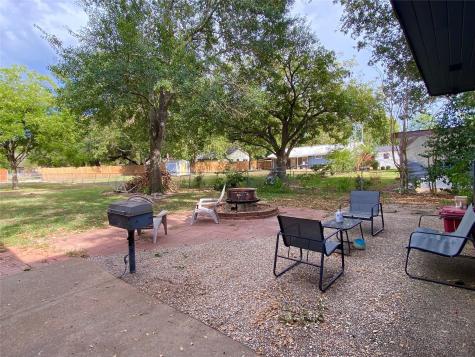 6814 Church Street Wallis TX 77485