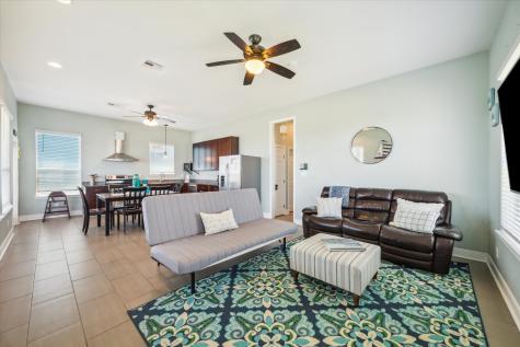 11216 Reagor Way Galveston TX 77554