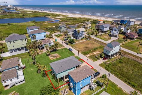 11216 Reagor Way Galveston TX 77554