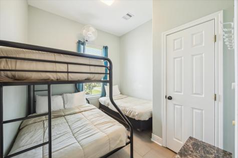 11216 Reagor Way Galveston TX 77554