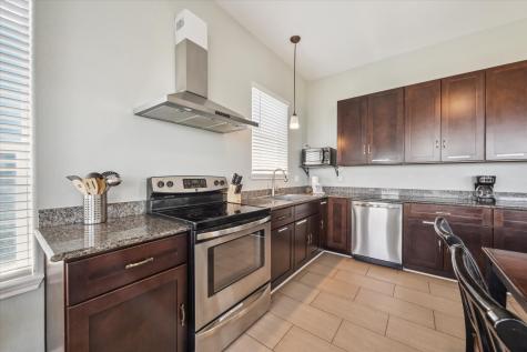 11216 Reagor Way Galveston TX 77554