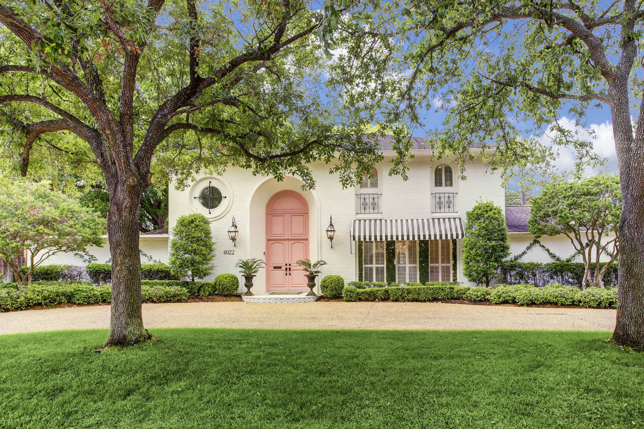 6022 Deerwood Road Houston TX 77057