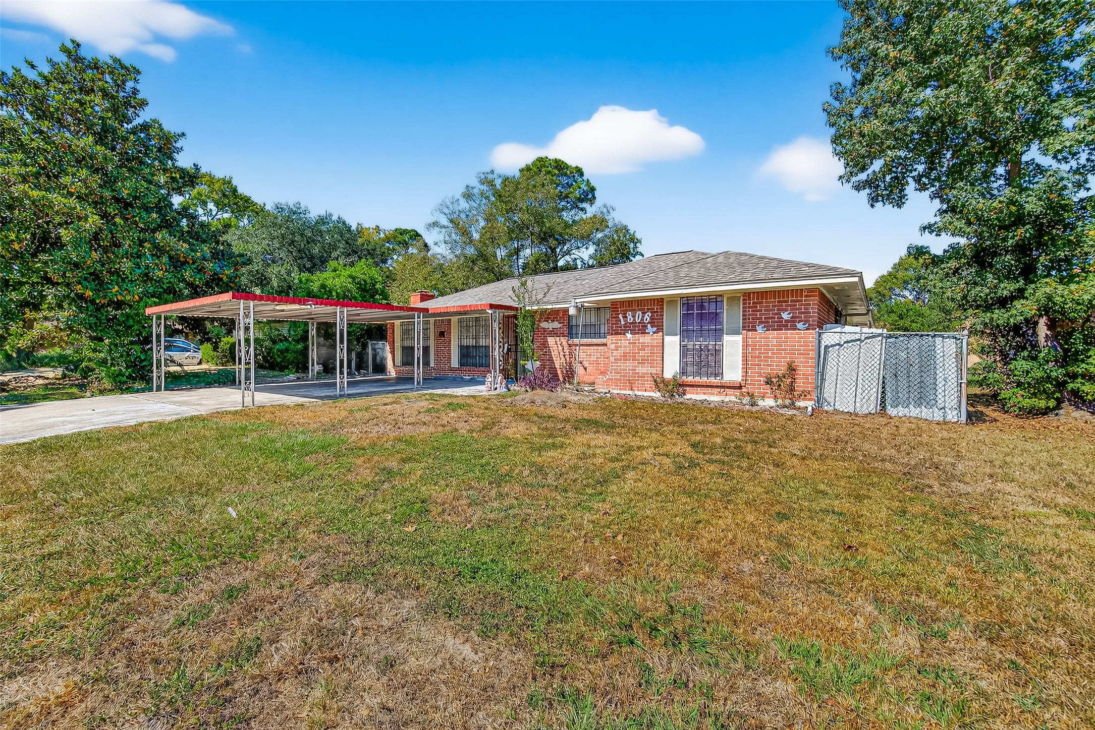 1806 Saddle Rock Drive Houston TX 77088