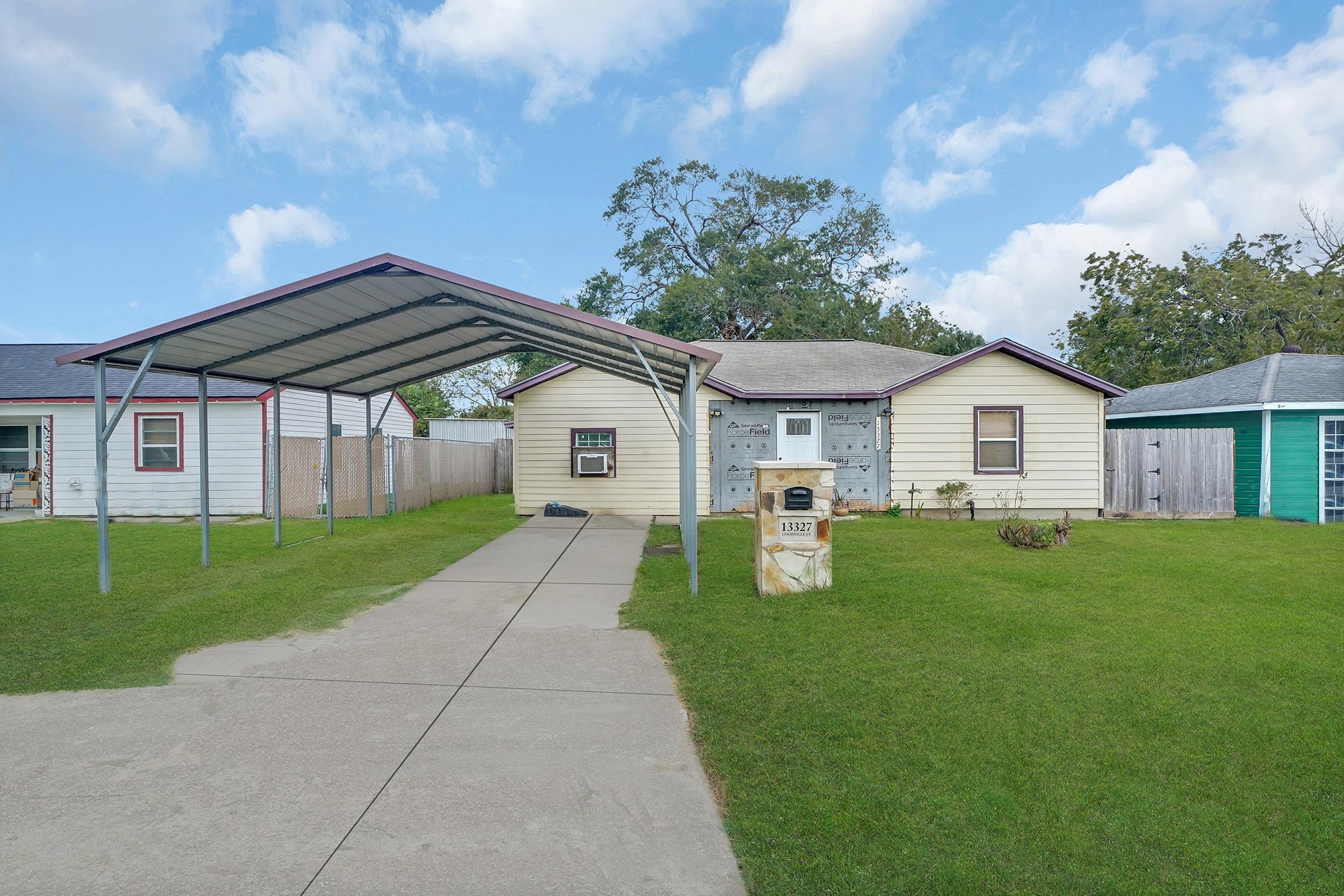 13327 Louisville Street Houston TX 77015