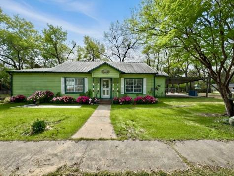 405 W Milam Street Livingston TX 77351
